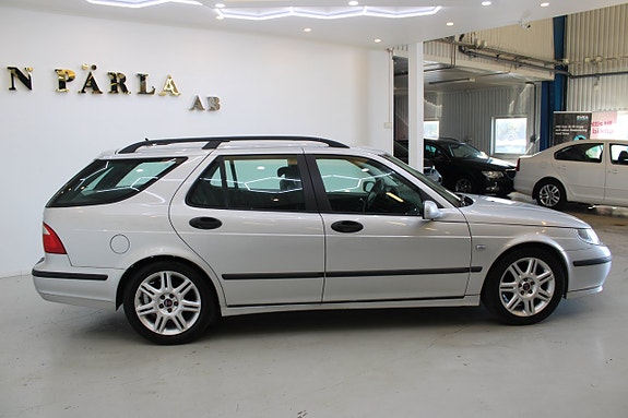 Saab 9-5 4 of 5