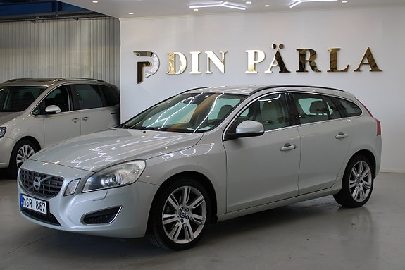Volvo V60 3 of 12
