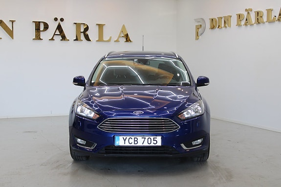 Ford Focus 2 of 13