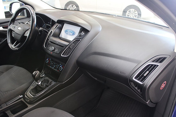 Ford Focus 11 of 13