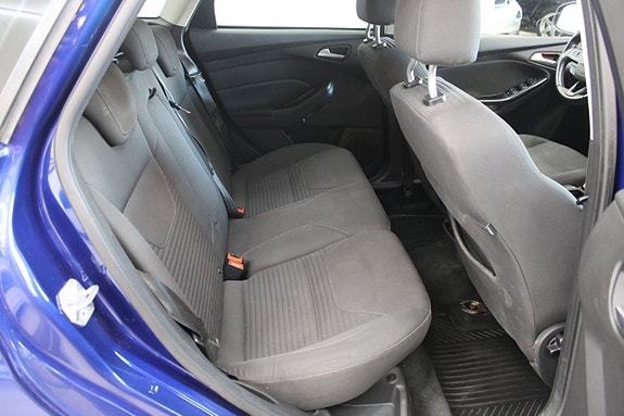 Ford Focus 10 of 13