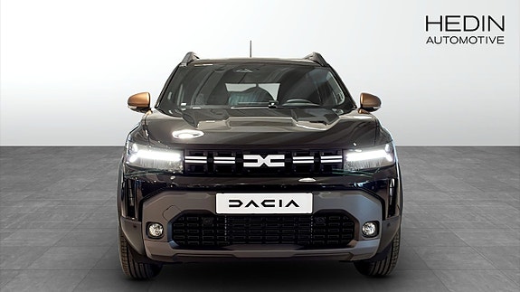 Dacia Duster 2 of 9