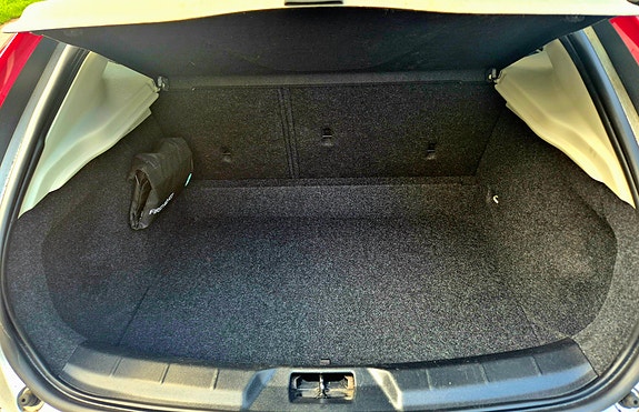Volvo V40 Cross Country 20 of 21