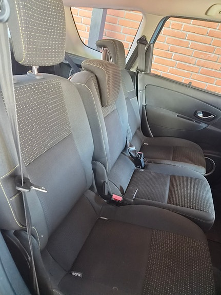 Renault Grand Scenic III 7 of 10