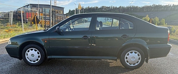 Skoda Octavia 3 of 5