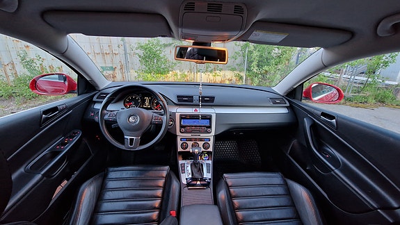 Volkswagen Passat 3 of 5