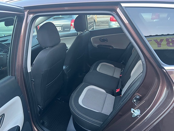 Kia Ceed 6 of 22