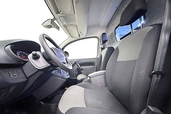 Renault Kangoo 15 of 23