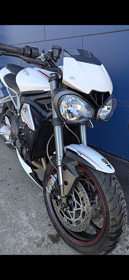 Triumph STREET 765 RS 2 of 5