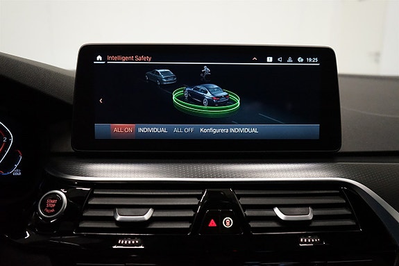 BMW 520 18 of 24