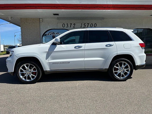 Jeep Grand Cherokee 2 of 24