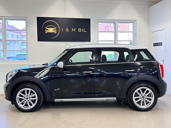 MINI Countryman Cooper D 3 of 5