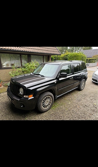 Jeep Patriot 3 of 5