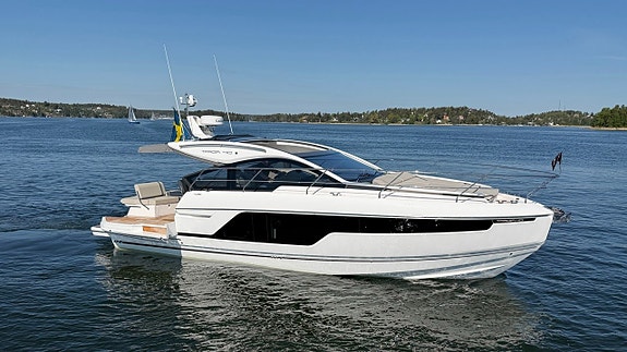 Fairline Targa 40 (2026) -Nu för visning i Stockholm! 3 of 5