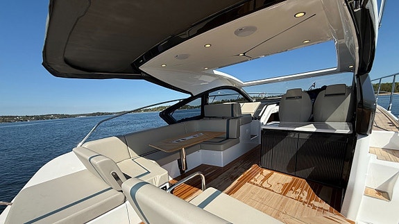 Fairline Targa 40 (2026) -Nu för visning i Stockholm! 7 of 20