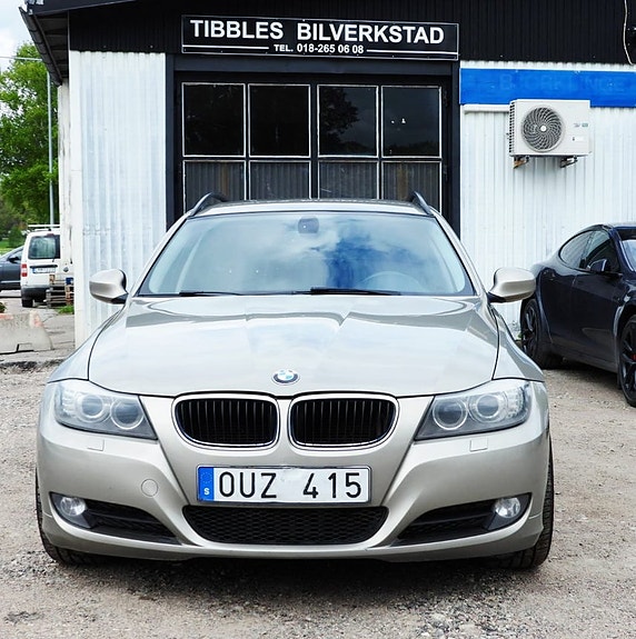 BMW 320d 6 of 16