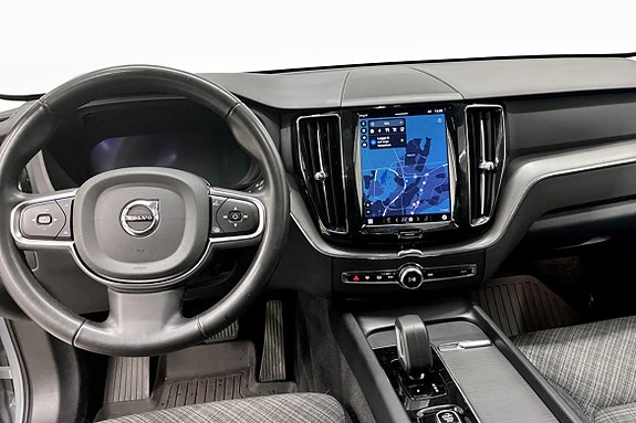 Volvo XC60 4 of 9