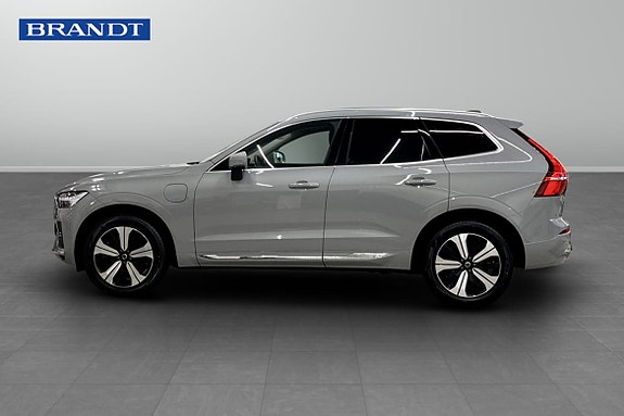 Volvo XC60 3 of 9