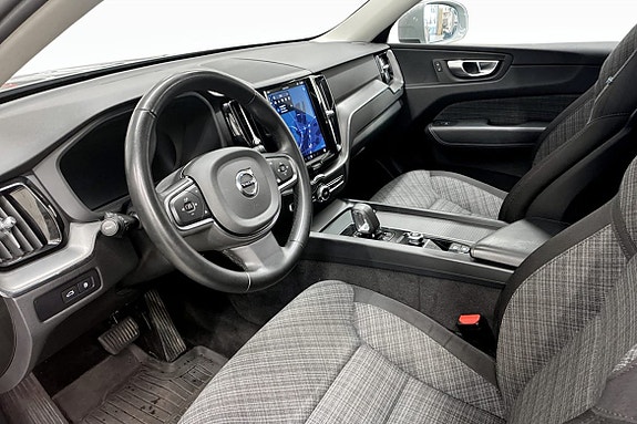 Volvo XC60 5 of 9