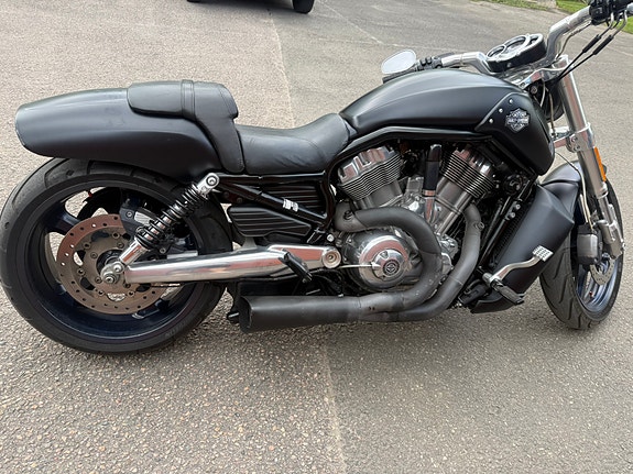 Harley-Davidson VRSCF V-Rod 3 of 3