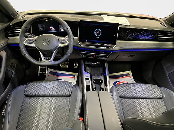 Volkswagen Passat 4 of 18