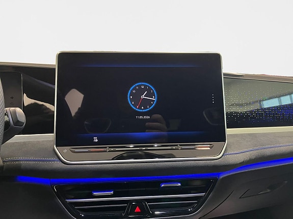 Volkswagen Passat 6 of 18
