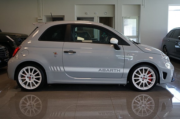 Abarth 595 3 of 5