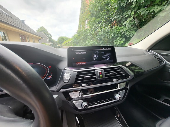 BMW X3 6 of 9