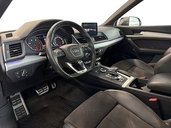 Audi Q5 8 of 21