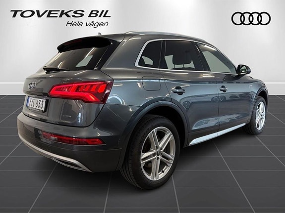 Audi Q5 4 of 21