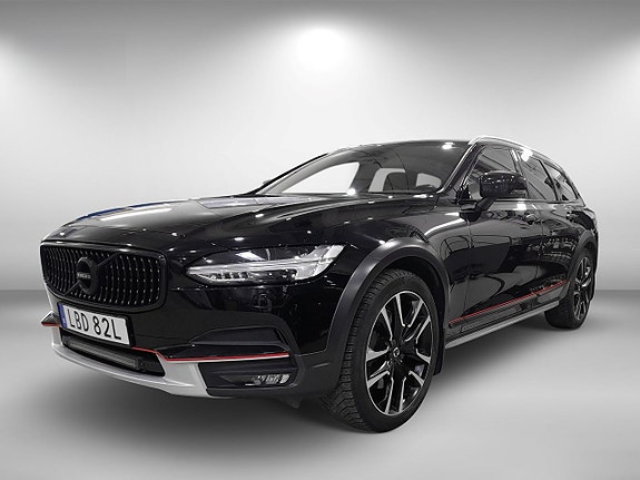 Volvo V90 Cross Country