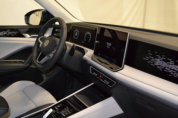 Volkswagen Tiguan 7 of 10