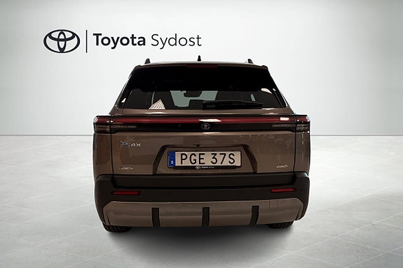 Toyota bZ4X Touring 4 of 5