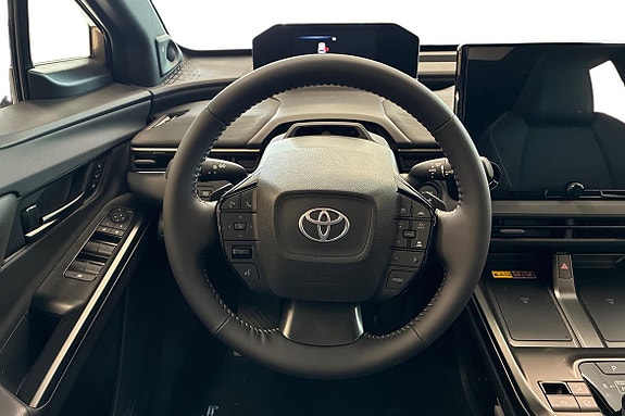 Toyota bZ4X Touring 9 of 18