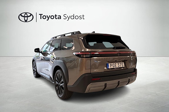 Toyota bZ4X Touring 2 of 5