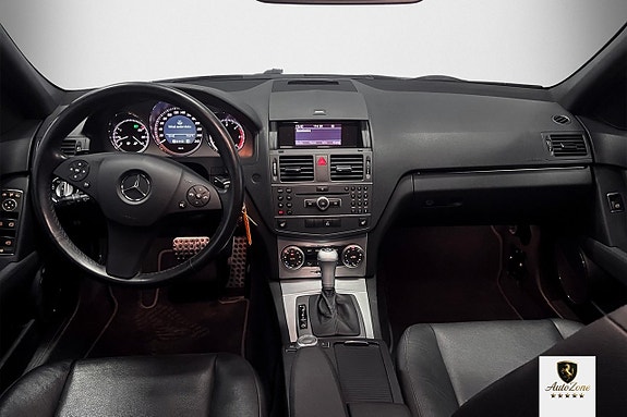 Mercedes-Benz C250 9 of 13