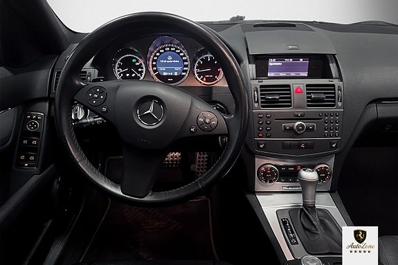 Mercedes-Benz C250 10 of 13