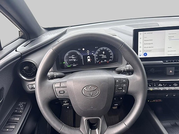 Toyota C-HR 10 of 17