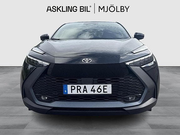 Toyota C-HR 6 of 14