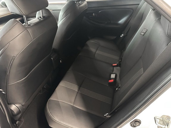 Toyota Yaris Cross 8 of 10