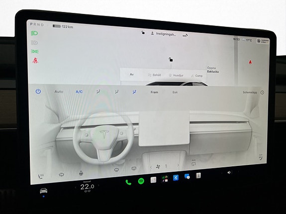 Tesla Model 3 24 of 30