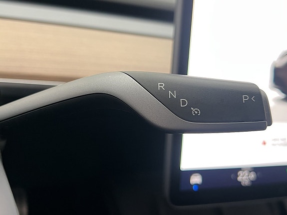 Tesla Model 3 30 of 30