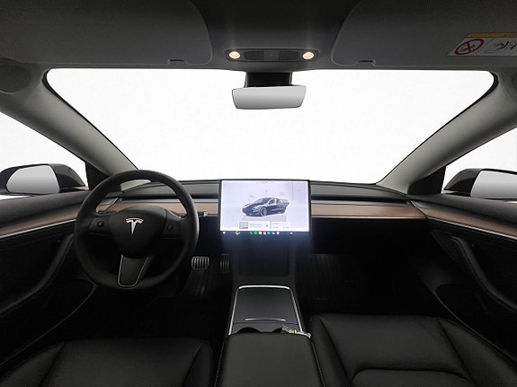 Tesla Model 3 11 of 30