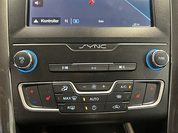 Ford Mondeo 15 of 27