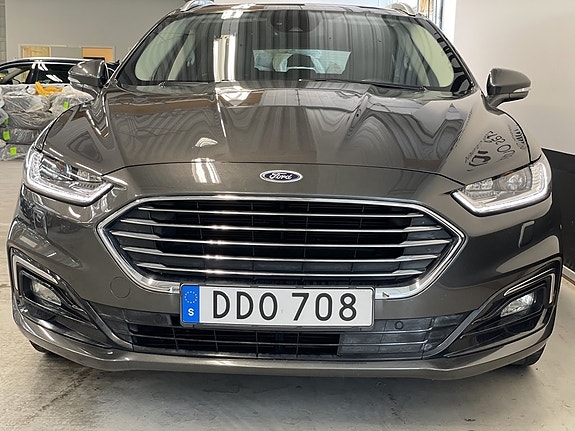 Ford Mondeo 3 of 5