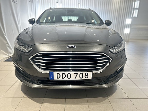 Ford Mondeo 3 of 27