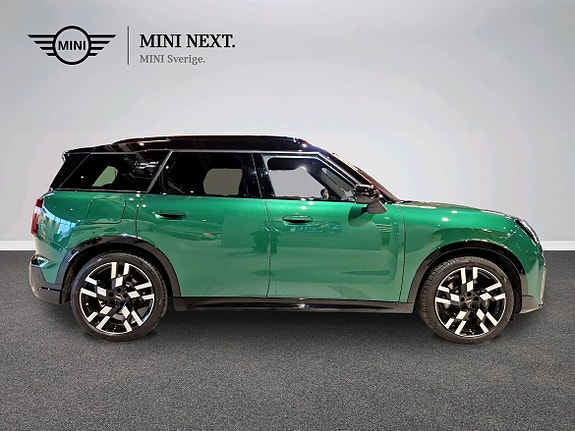 MINI Countryman E 2 of 5