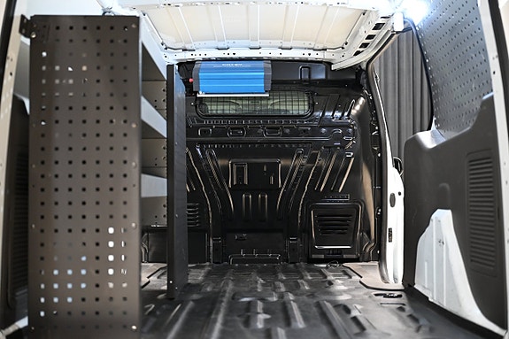Ford Transit Connect 11 of 30