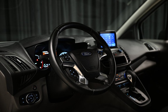 Ford Transit Connect 19 of 30
