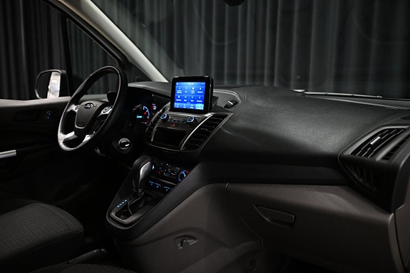Ford Transit Connect 28 of 30